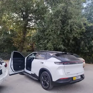 Dongfeng L7