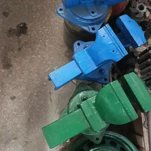 Столярные тиски, Душанбе