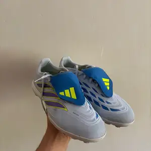 Сороконожки Adidas Predator 43, Душанбе