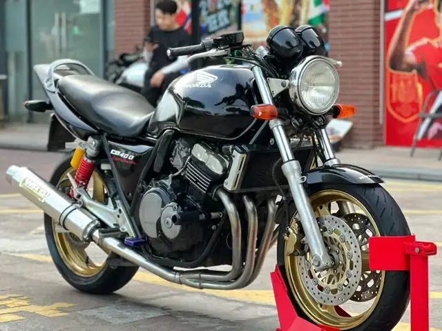 Мотоцикл Hondo CB400, Душанбе