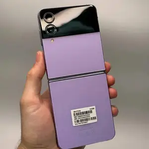Samsung Galaxy Z Flip4, Джаббор Расулов