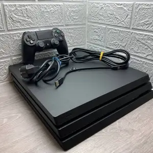 Игровая приставка Sony PS 4 Pro, Душанбе