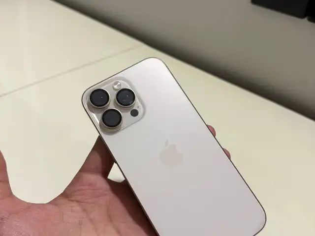 Apple iPhone 16 Pro Max, 256 gb, White Titanium, Душанбе