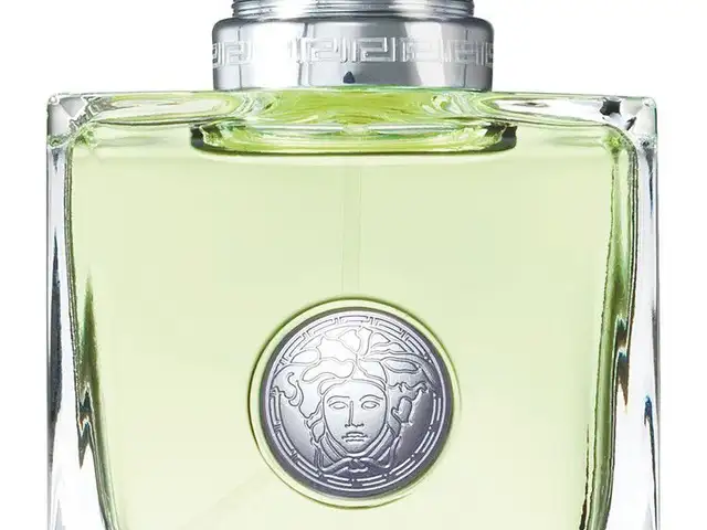 Женская парфюмерия Versense Versace, Душанбе