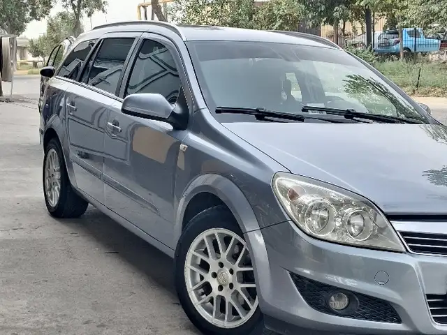 Opel Astra H