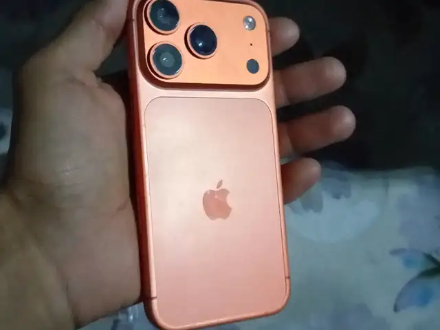 Apple iPhone 17 Pro, 1 tb, Cosmic Orange дубликат, Турсунзаде