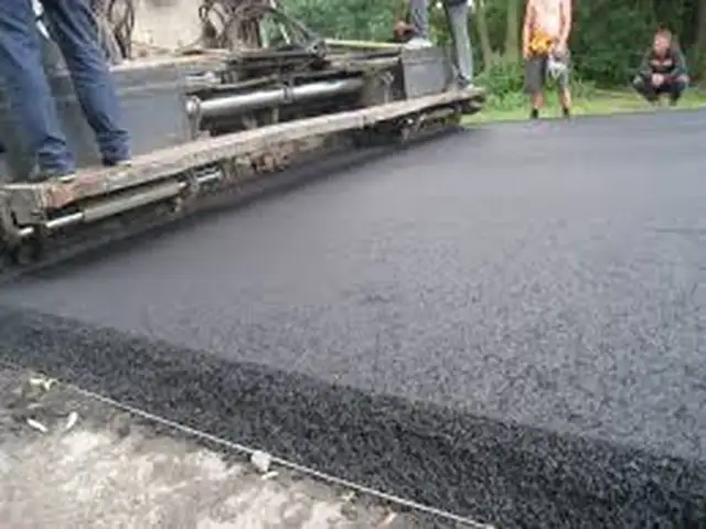 Уклaдка acфaльтa, Худжанд