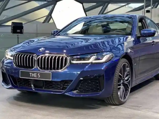 Бампер передний BMW G30 м-пакет LCI рест на заказ, Худжанд