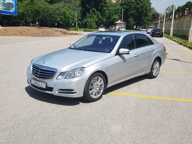 Mercedes-Benz E class, 2011, Душанбе - 4