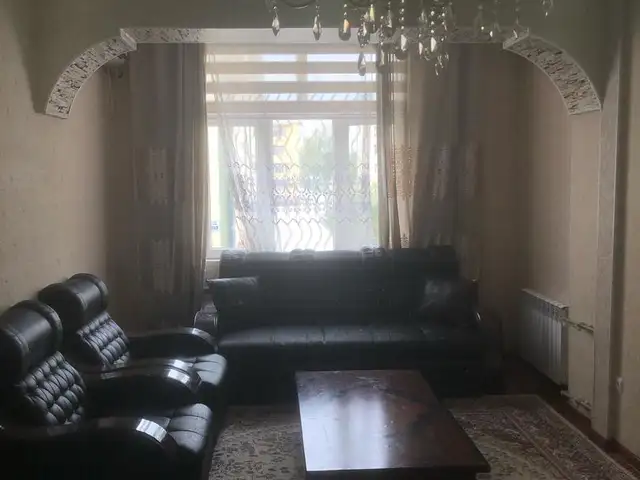 Комната в 3-комн. квартире, 2 этаж, 100м², Шохмансур 9 км, Душанбе