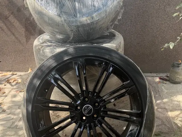 Шины и Диски R23 Range Rover, Душанбе