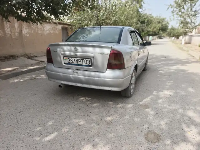 Opel Astra G