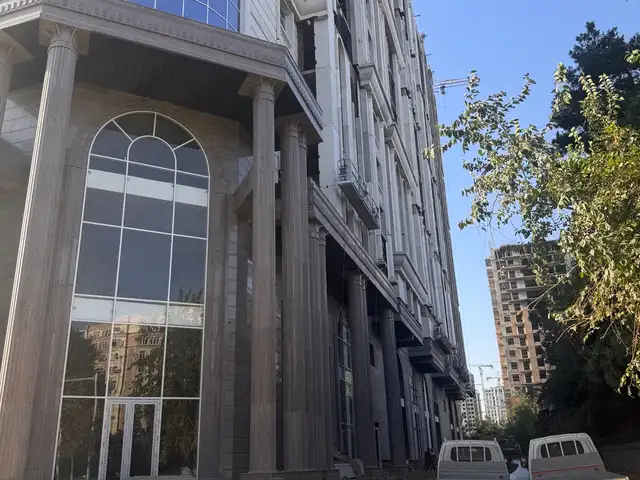 3-комн. квартира, 13 этаж, 97 м², Шохмансур, Душанбе