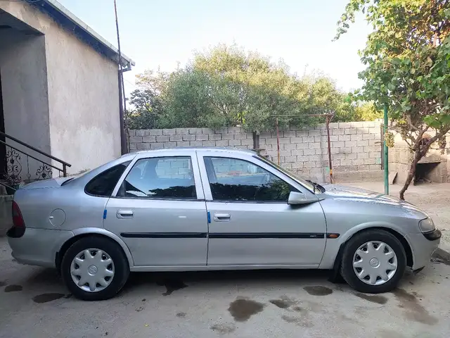 Opel Vectra B