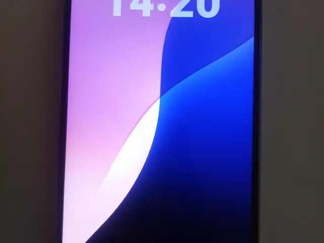 Apple iPhone 16 Pro Max, 1 tb, White Titanium дубликат, Худжанд