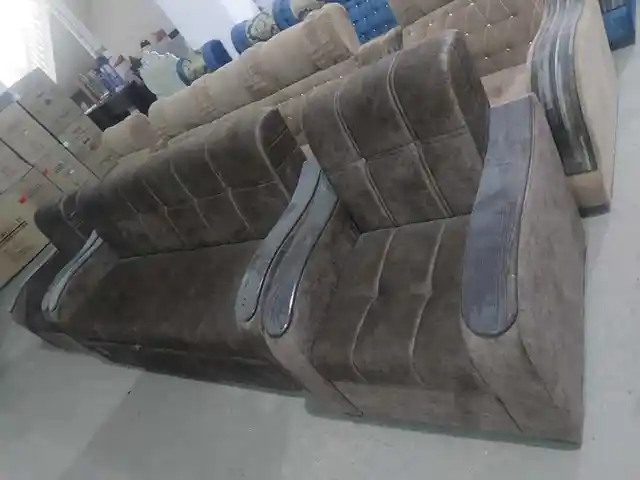 Диван тройка, Душанбе
