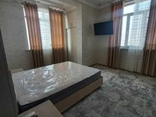 2-комн. квартира, 9 этаж, 52м², 20-мкр, Хуҷанд