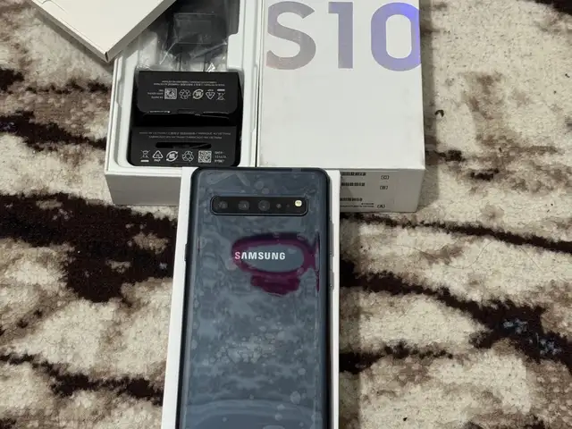 Samsung Galaxy S10+ 5G 8/256 Black, Душанбе - 2