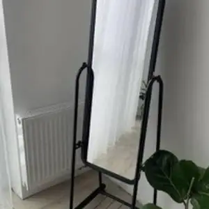 Зеркало, Душанбе