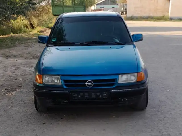 Opel Astra F