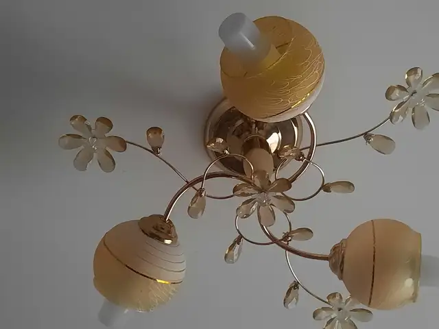 Люстра, Худжанд