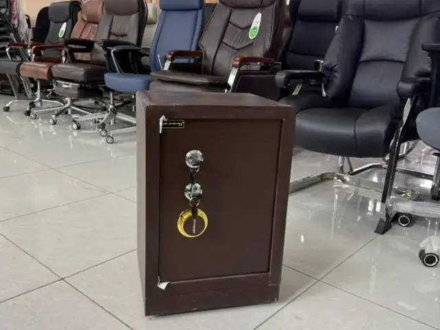 Сейф шанше, Душанбе