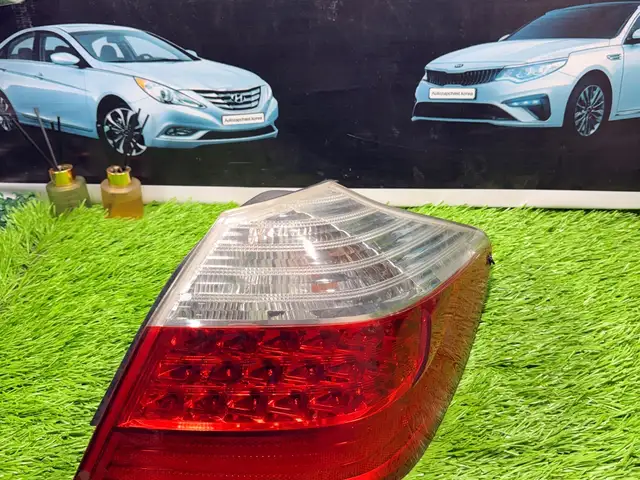 Задняя стоп фара Hyundai Genesis, Душанбе