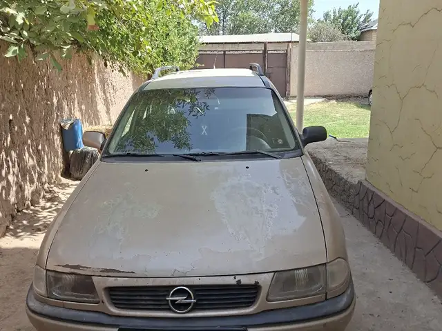 Opel Astra F