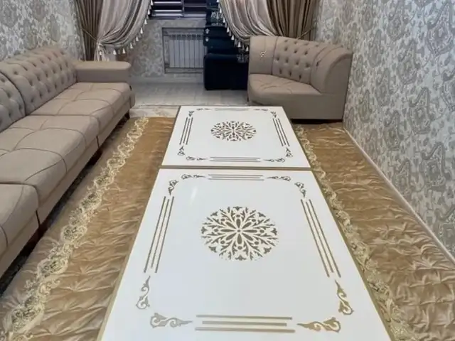 Хонтахта бо фармоиш, Душанбе