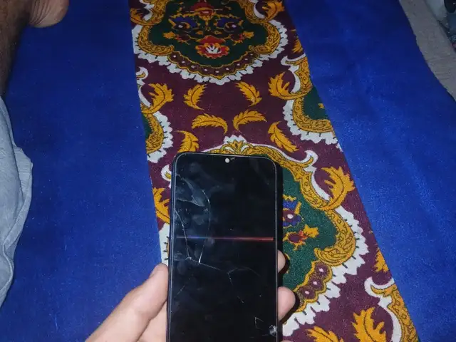 Realme C33, Душанбе