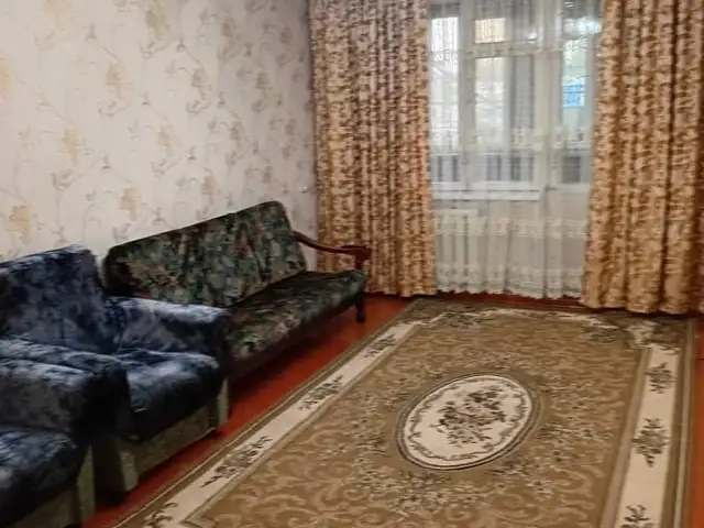 3-комн. квартира, 2 этаж, 57м², 33 мкр, Душанбе