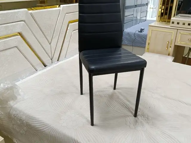 Стул, Душанбе