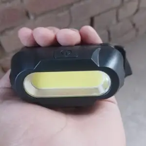 Фонарик пешони барои усто, Вахдат