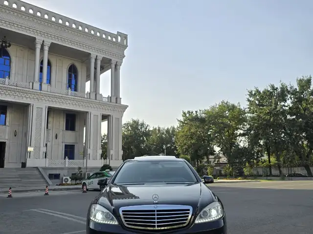 Mercedes-Benz S class