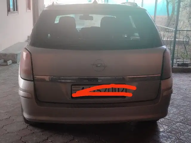 Opel Astra H