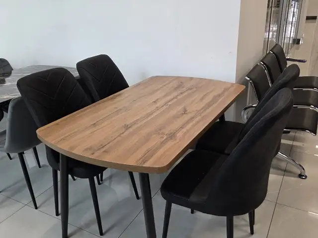Стол и стулья, Душанбе