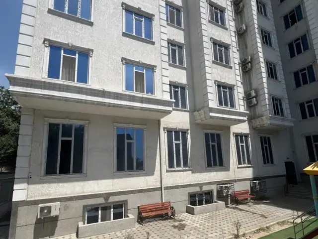 Помещение под свободное назначение, 85м², 33 мкр, Хуҷанд