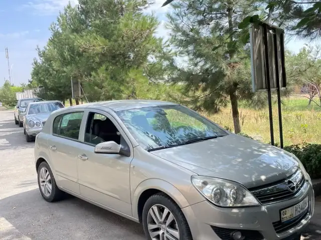 Opel Astra H