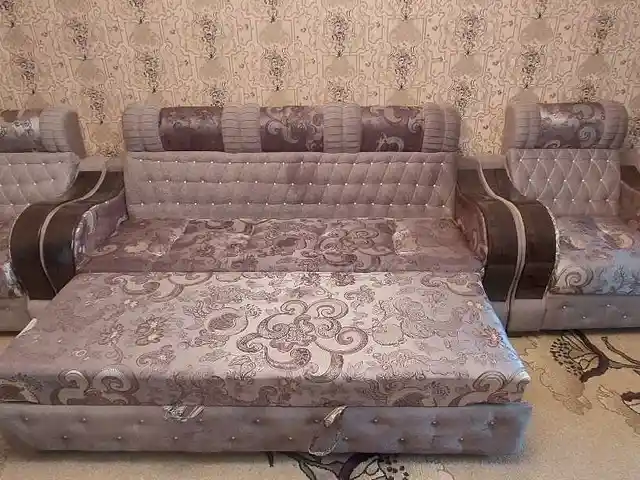 Диван и кресло, Душанбе