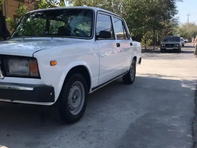 Lada (ВАЗ) 2107