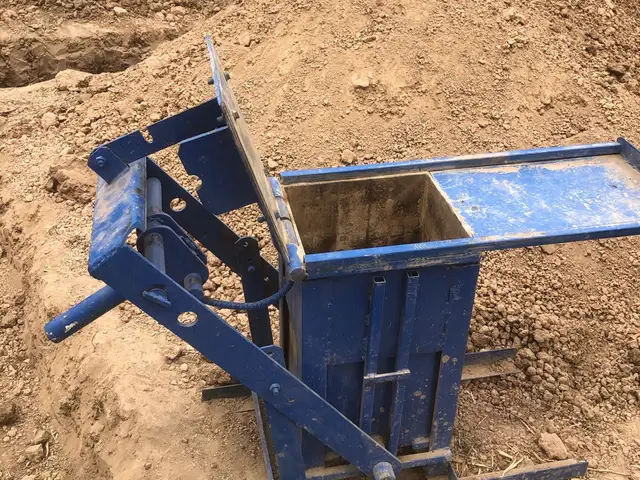 Ручной механический пресс, Душанбе