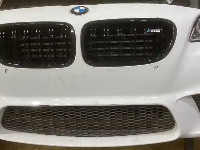 Передний бампер BMW F10 M5, Худжанд