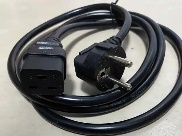 Кабель IEC-320-C19, Душанбе