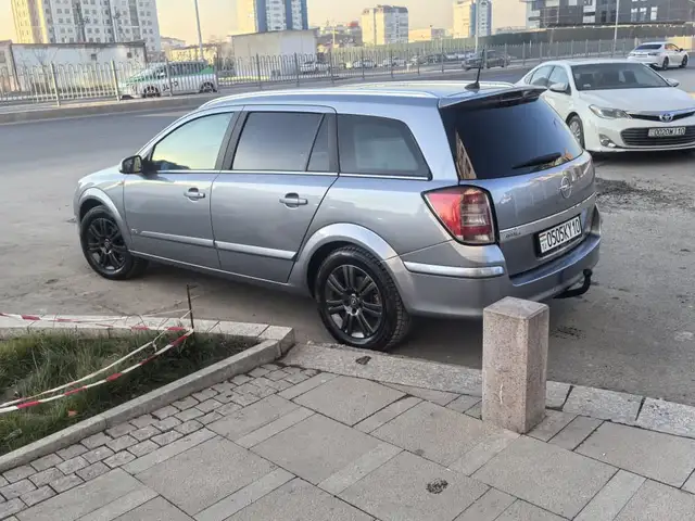 Opel Astra H
