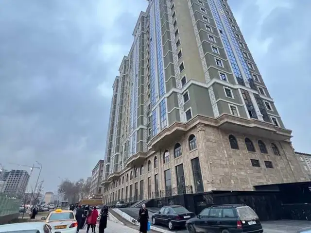 2-комн. квартира, 3 этаж, 73м², Б.Гафуров, 92 мкр, Душанбе