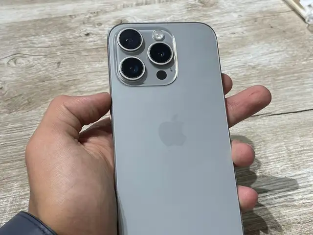 Apple iPhone 15 Pro, 128 gb, Natural Titanium, Душанбе