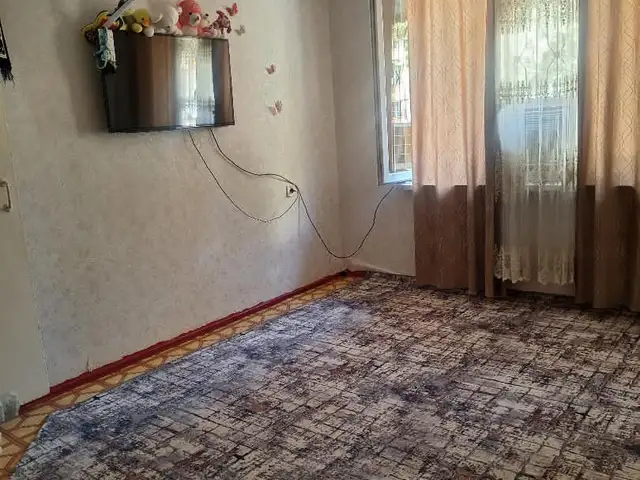 Комната в 2-комн. квартире, 1 этаж, 80м², Тетс, Бохтар (Курғон-Теппа)