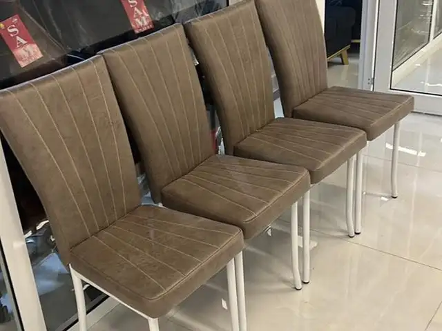 Стулья, Душанбе