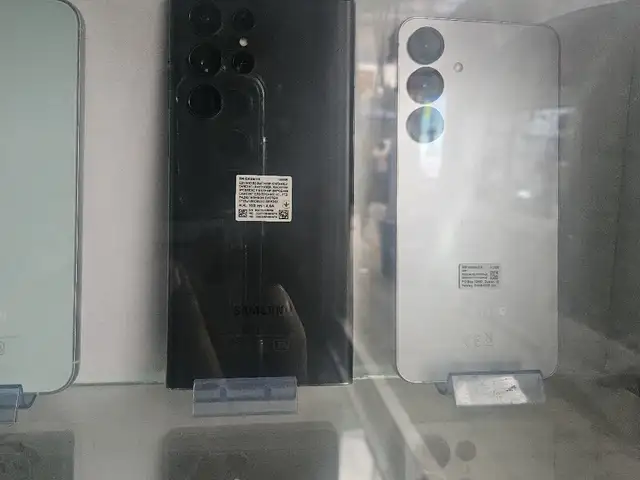 Samsung Galaxy S22 Ultra, Бохтар (Курган-Тюбе)