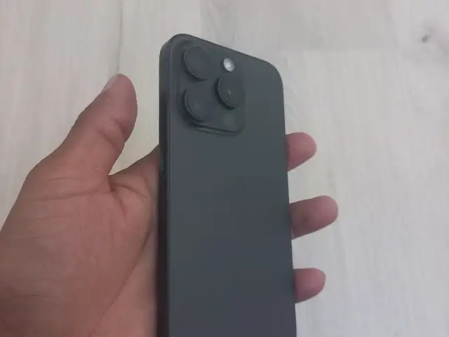 Apple iPhone 15 Pro, 256 gb, Black Titanium, Душанбе